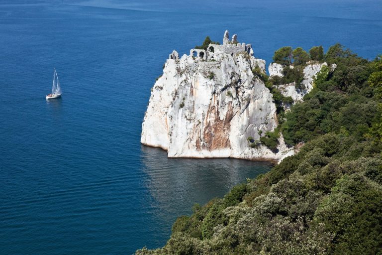 Spiagge e mare tra carso e Trieste: Sistiana, Canovella e la Costiera